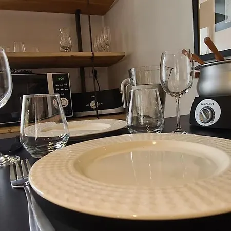 Daire Hyper Centre Et Bord Du *